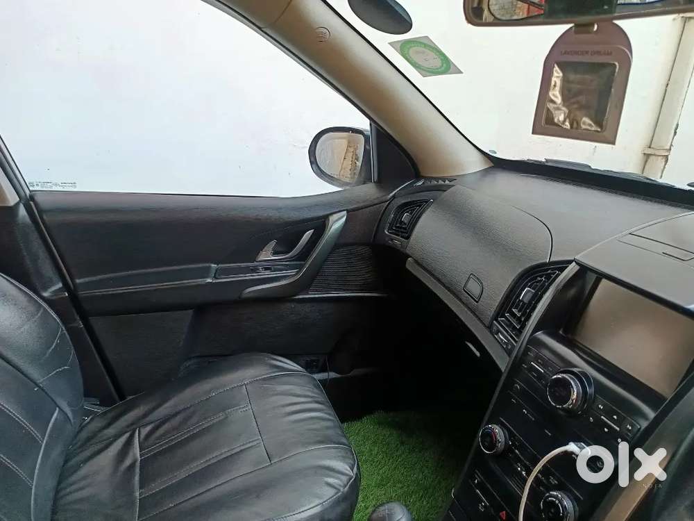 Mahindra Xuv500 (2018) Top Model
