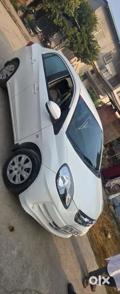 Honda Amaze 2015 Petrol 40500 Km Driven