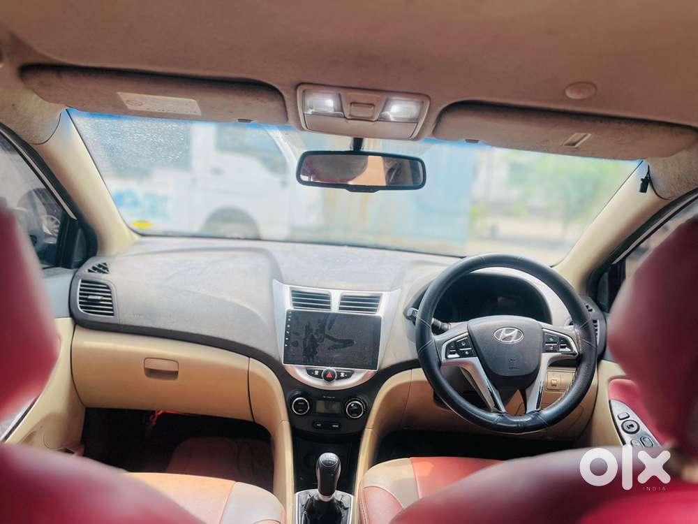 Hyundai Fluidic Verna 2011