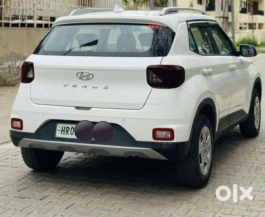Hyundai Venue 1.2 S Plus, 2021, Petrol