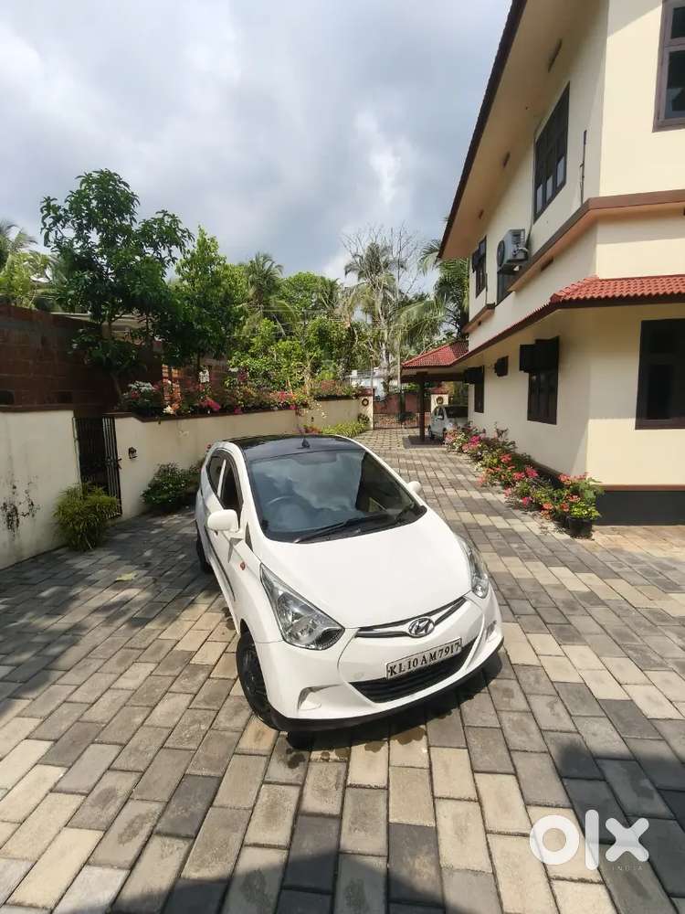 Hyundai Eon 2012 Petrol Well Maintained