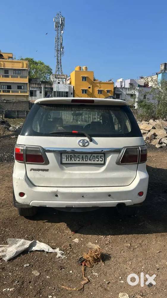 Toyota Fortuner 2011 Diesel 230000 Km Driven