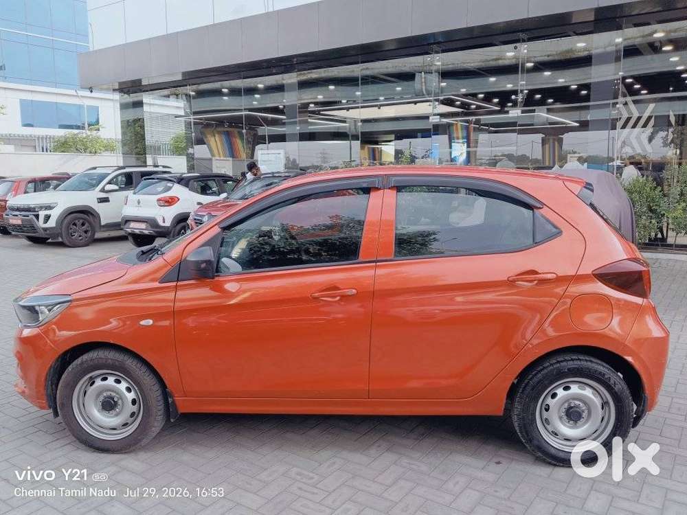 Tata Tiago Xe, 2021, Petrol