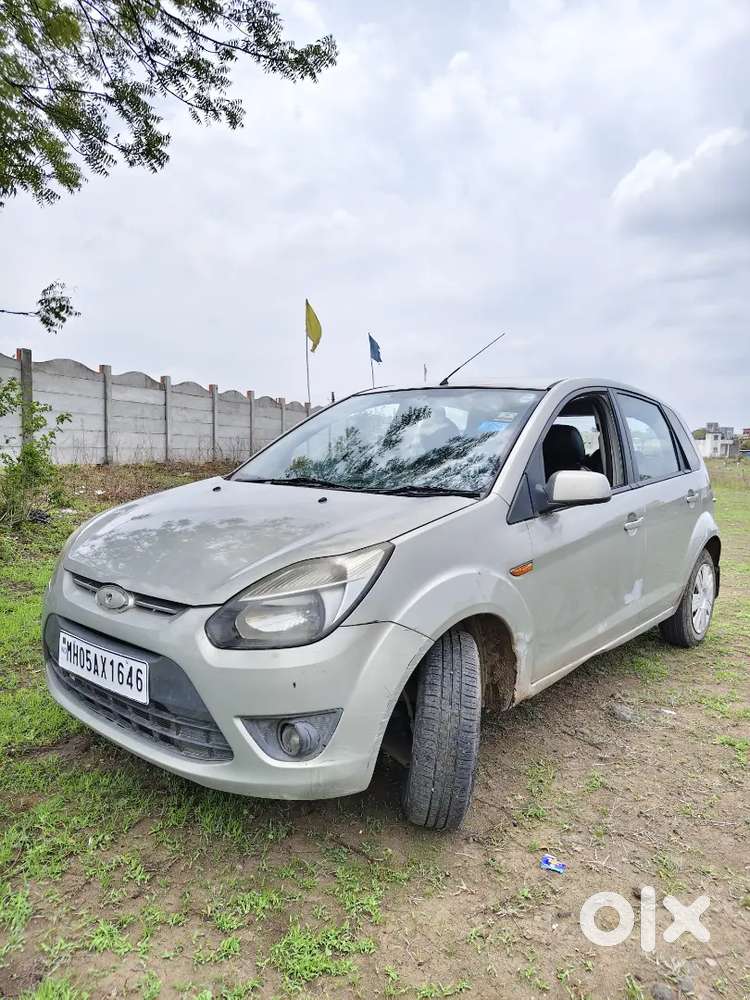 Ford Figo Trend 2011 Petrol Second