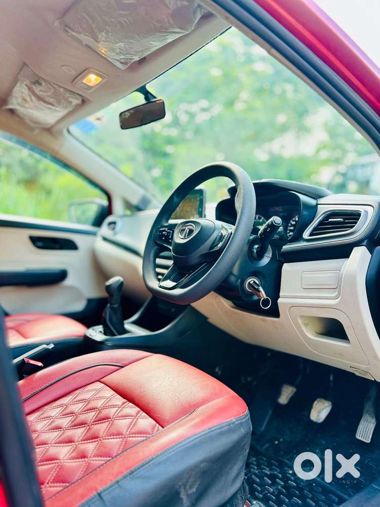 Tata Altroz 1.2 Xm Plus, 2021, Petrol