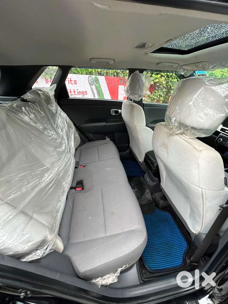 Hyundai Venue, 2025, Petrol