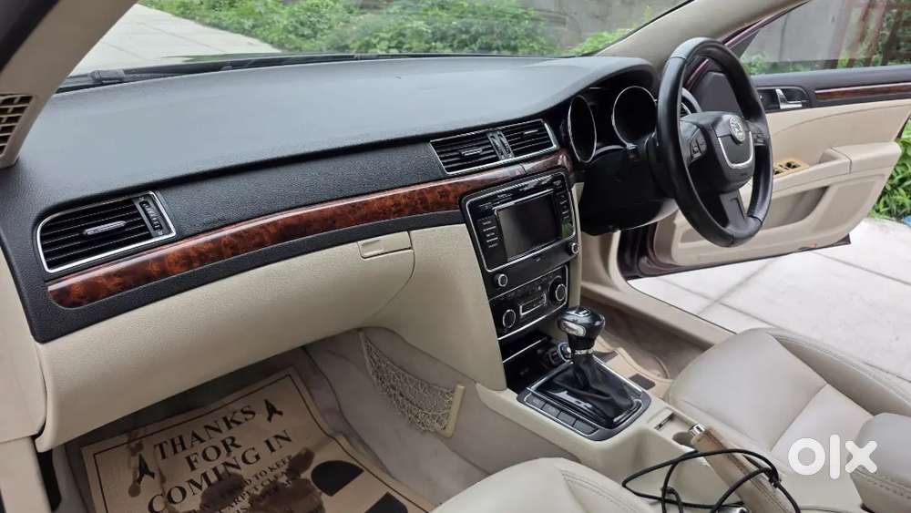 Skoda Superb Elegance 2011 Diesel Automatic