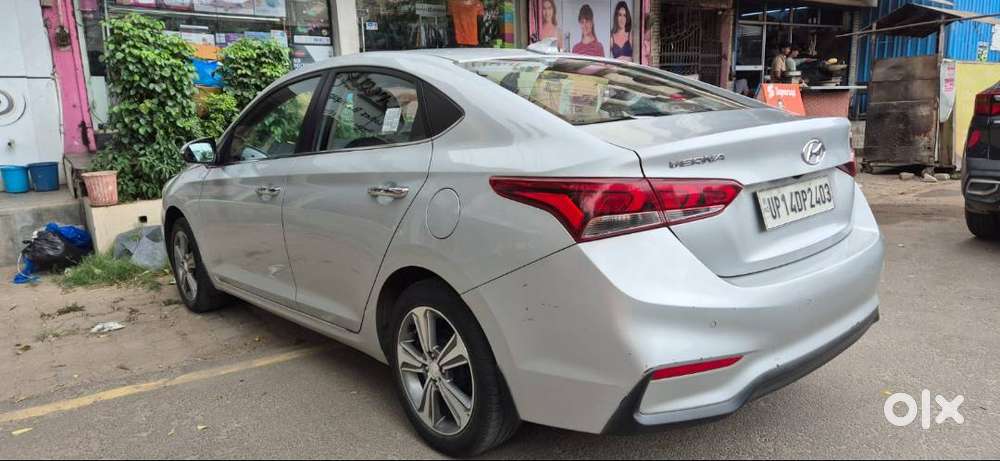 Hyundai Verna Top Model Manual Petrol Sxo Silver