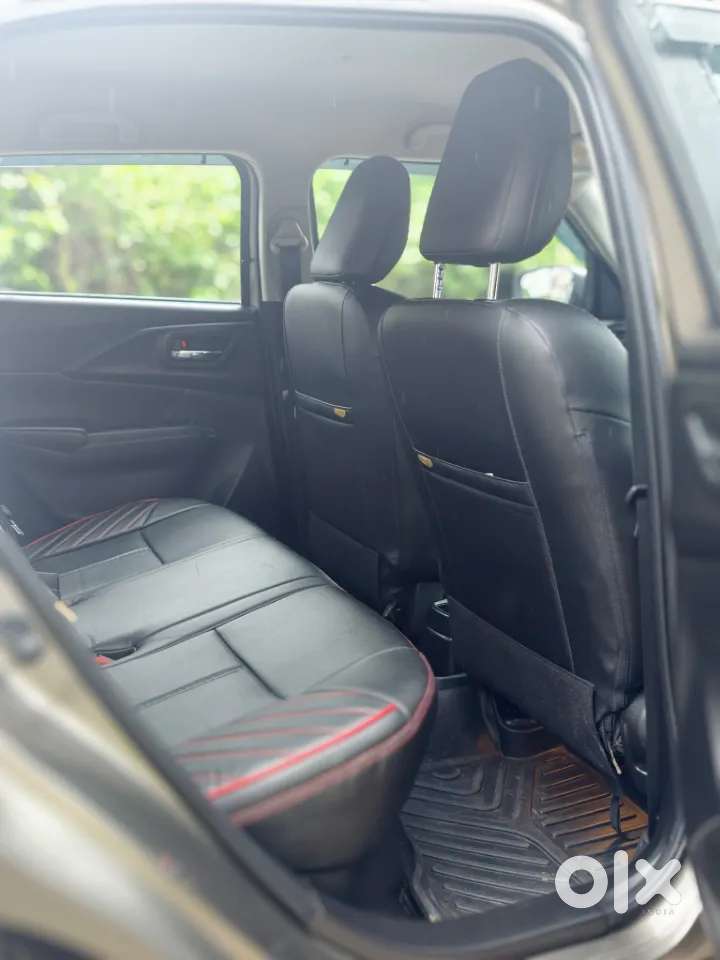 Maruti Suzuki Swift 1.2 Vxi (o), 2024, Petrol