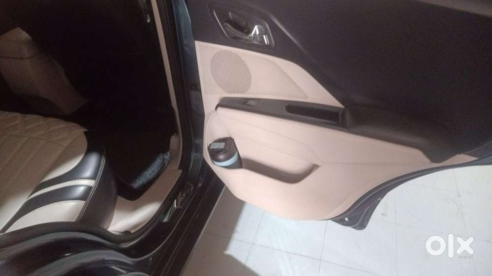 Mahindra Xuv300 Turbo2019 Diesel Well Maintained