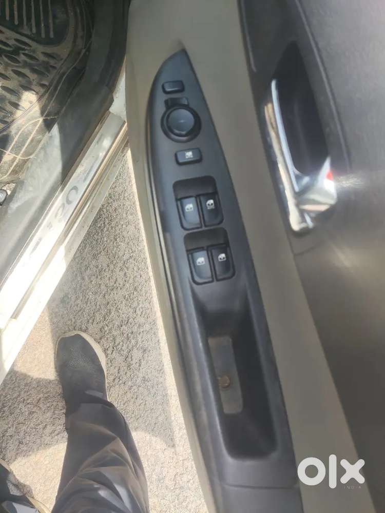 Hyundai I20 Sportz 2014