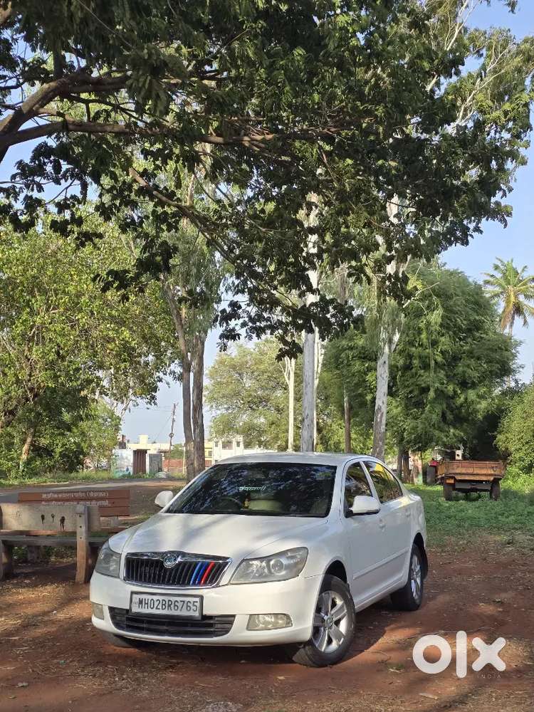 Skoda Laura Elegance 2012 Diesel Manual