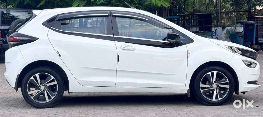 Tata Altroz Xz, 2021, Petrol