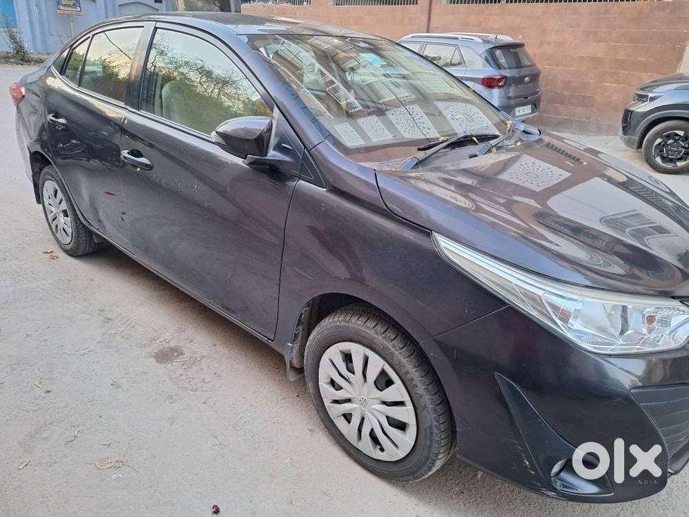 Toyota Yaris G Cvt, 2018, Petrol