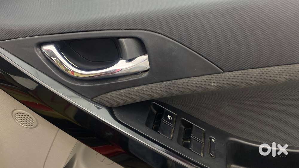 Tata Nexon 1.2 Revotron Xz Plus, 2018, Petrol