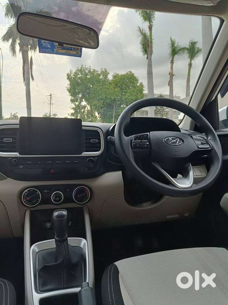 Hyundai Venue S Mt 1.2 Kappa, 2023, Petrol