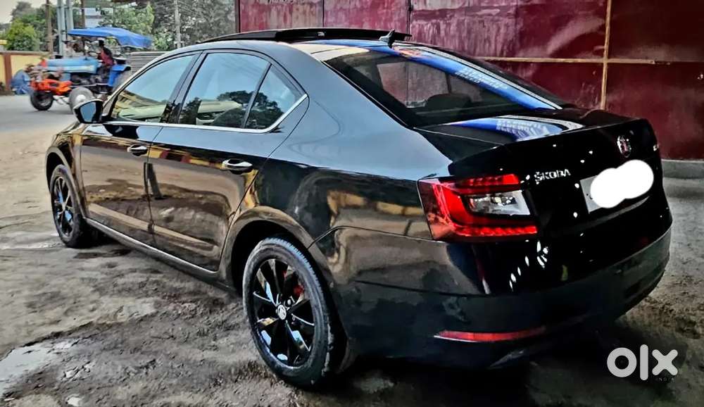 Skoda Octavia 2017 Diesel 76000 Km Driven Excellent Condition