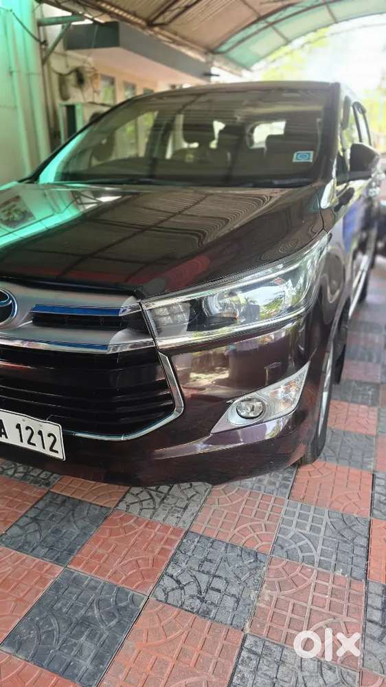 Toyota Innova Crysta 2019 Diesel 27650 Km Driven