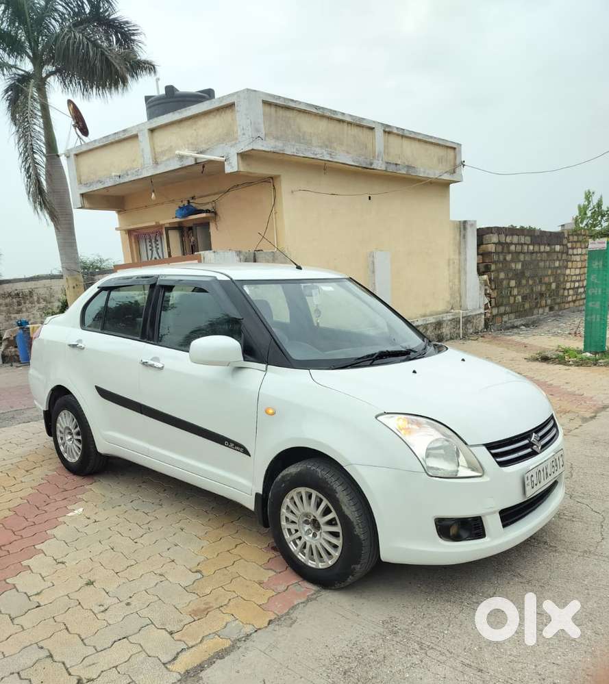Maruti Suzuki Swift Dzire 1.2 Vxi Bsiv, 2011, Cng & Hybrids