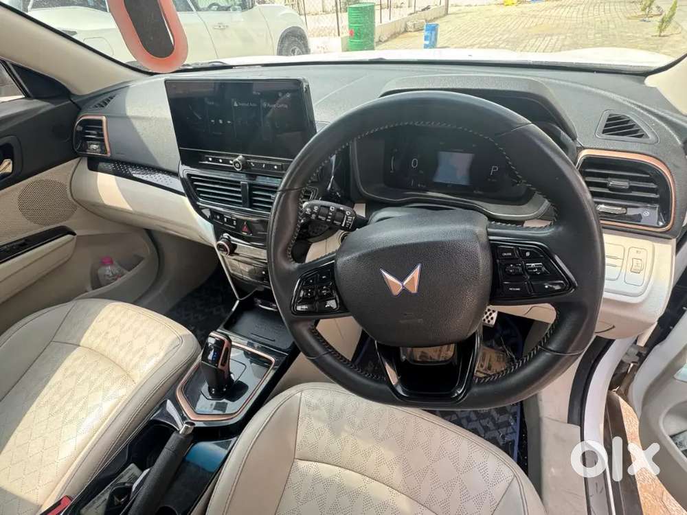 Mahindra Xuv400 Ev 2024 Model