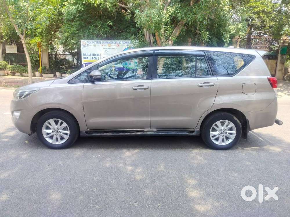 Toyota Innova Crysta 2.4 G Mt 7 Str, 2019, Diesel