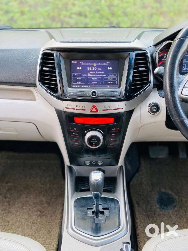 Mahindra Xuv300 W8 (o) 1.5 Diesel Amt, 2021, Diesel