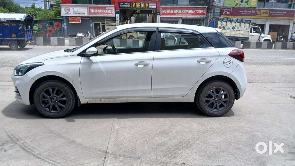 Hyundai I20 Petrol Spotz, 2019, Petrol