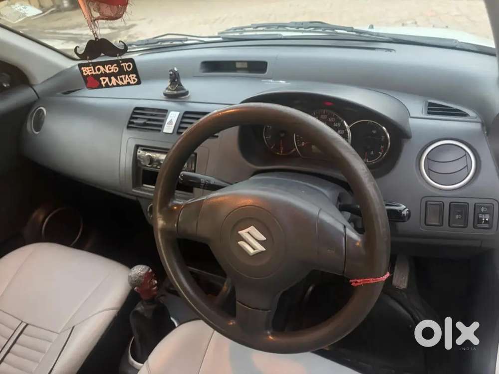 Maruti Suzuki Swift 2011
