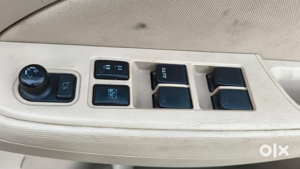 Maruti Suzuki Swift Dzire 1.2 Vxi Bsiv, 2020, Petrol