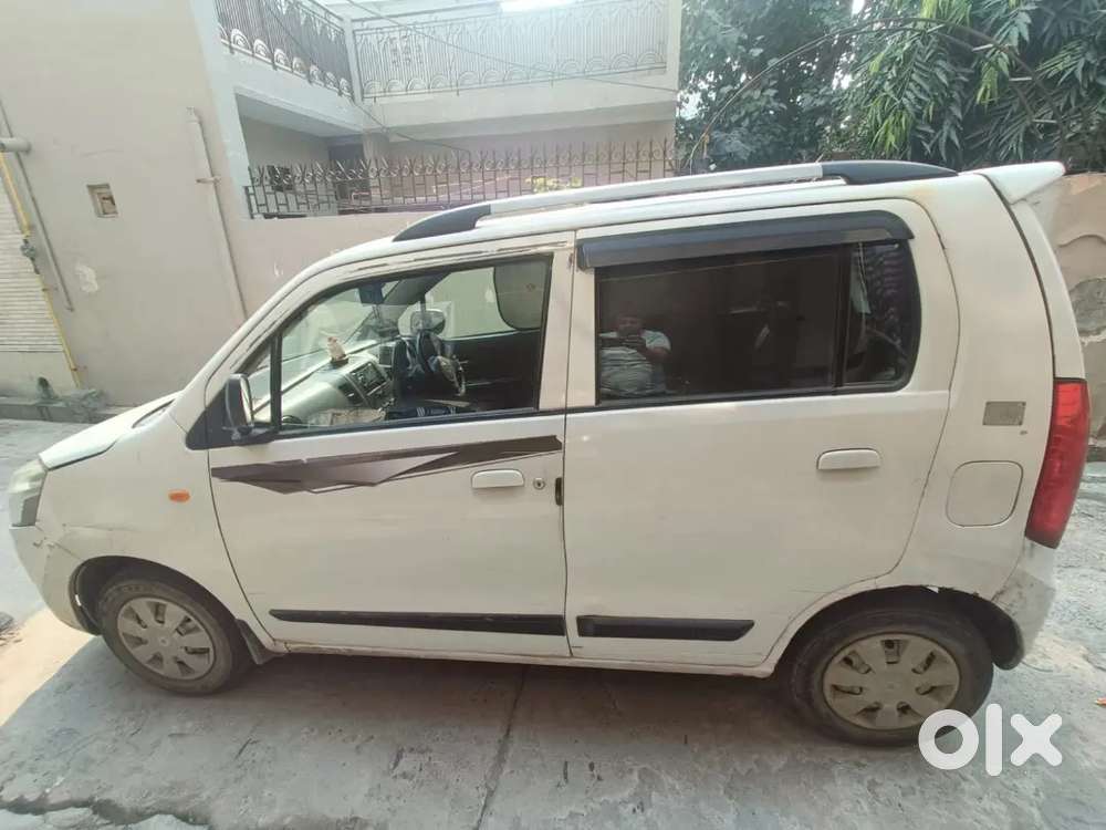 Maruti Suzuki Wagon R 2012 Cng & Hybrids 950000 Km Driven