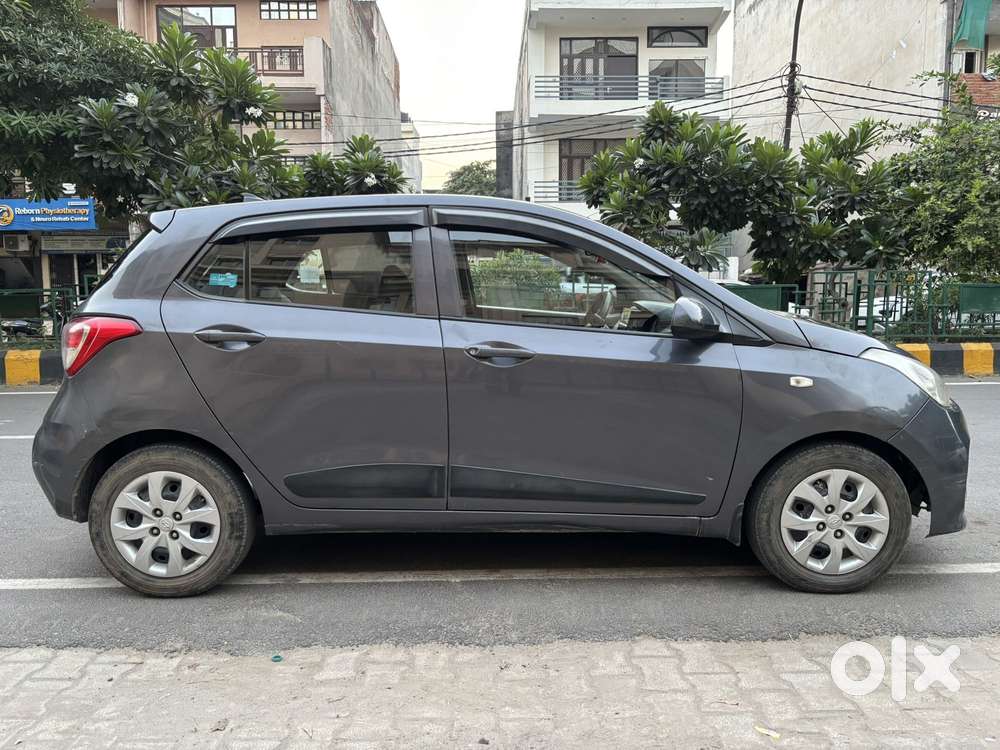 Hyundai Grand I10 Magna Blue Drive, 2016, Cng & Hybrids