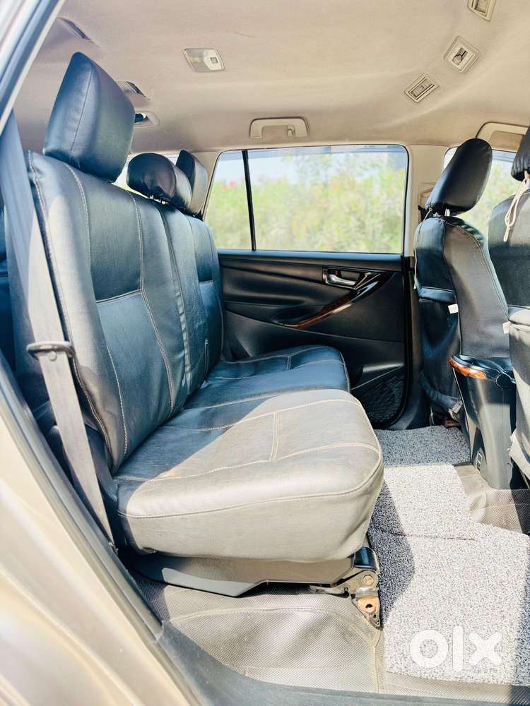 Toyota Innova Crysta 2.4 G Mt 8s, 2017, Diesel