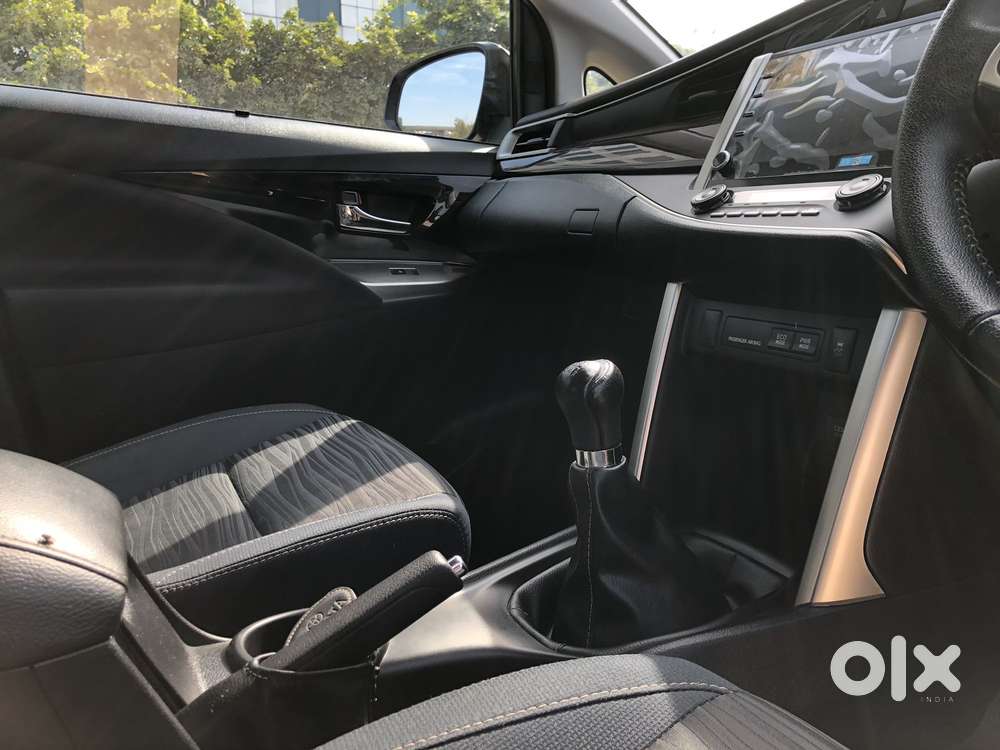 Toyota Innova Crysta [2020-ongoing] 2.4 Vx 7 Str, 2022, Diesel