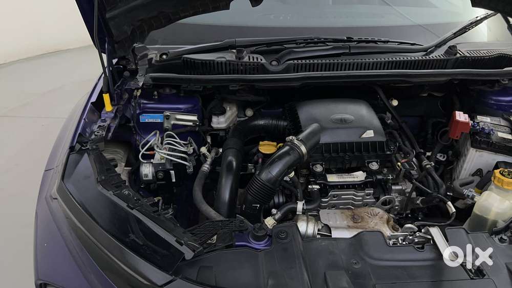 Tata Nexon Fearless Plus S Purple 1.2 Revotron Petrol 7dca Dual Tone..