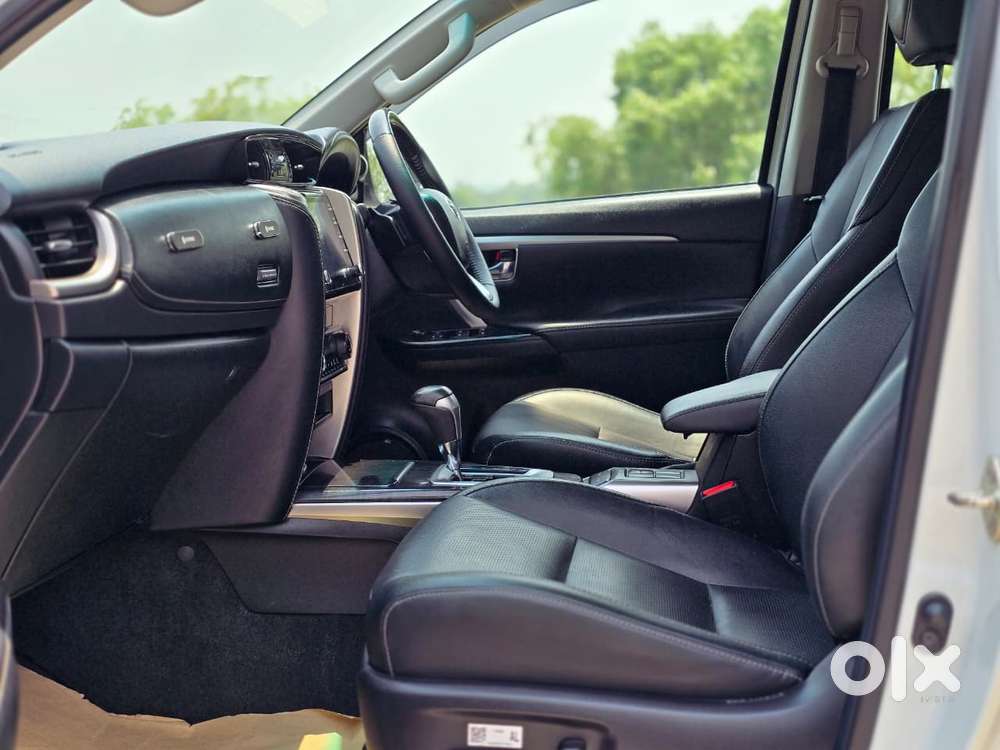 Toyota Fortuner 4x2 At 2.7 Petrol, 2024, Petrol