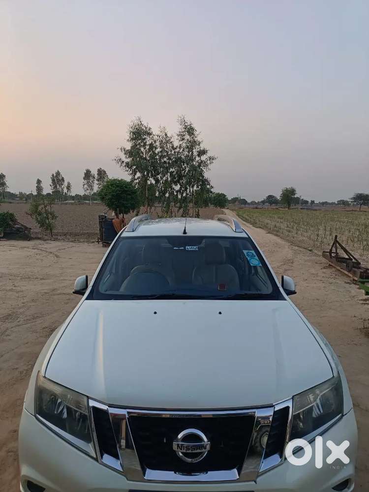 Nissan Terrano 2013 Diesel 74000 Km Driven