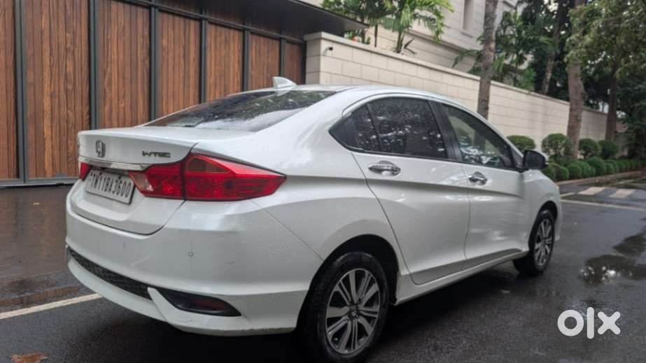 Honda City V Mt Exclusive, 2022, Petrol