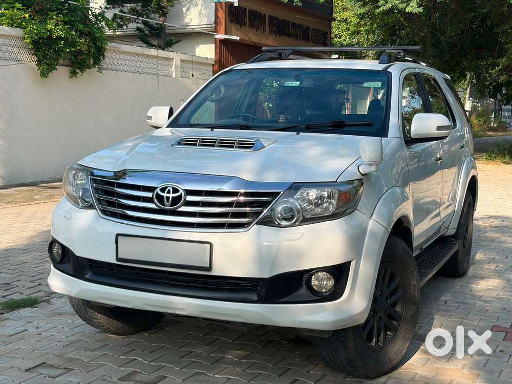 Toyota Fortuner Diesel 2013
