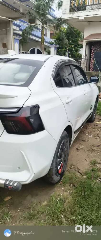 Maruti Suzuki Dzire Vxi 2025