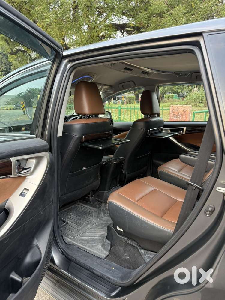 Toyota Innova Crysta 2.8z Automatic, 2018, Diesel