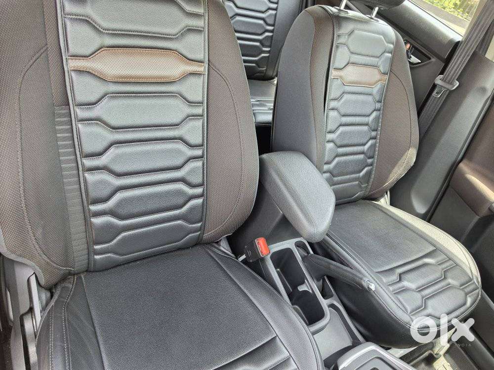 Maruti Suzuki Brezza 1.5 Zxi At Smart Hybrid Dual Tone, 2025, Petrol