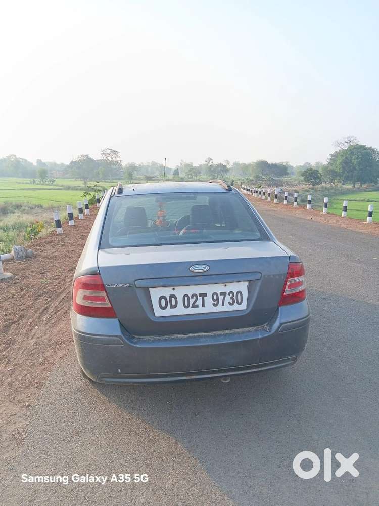 Ford Classic 2016 Petrol 100000 Km Driven