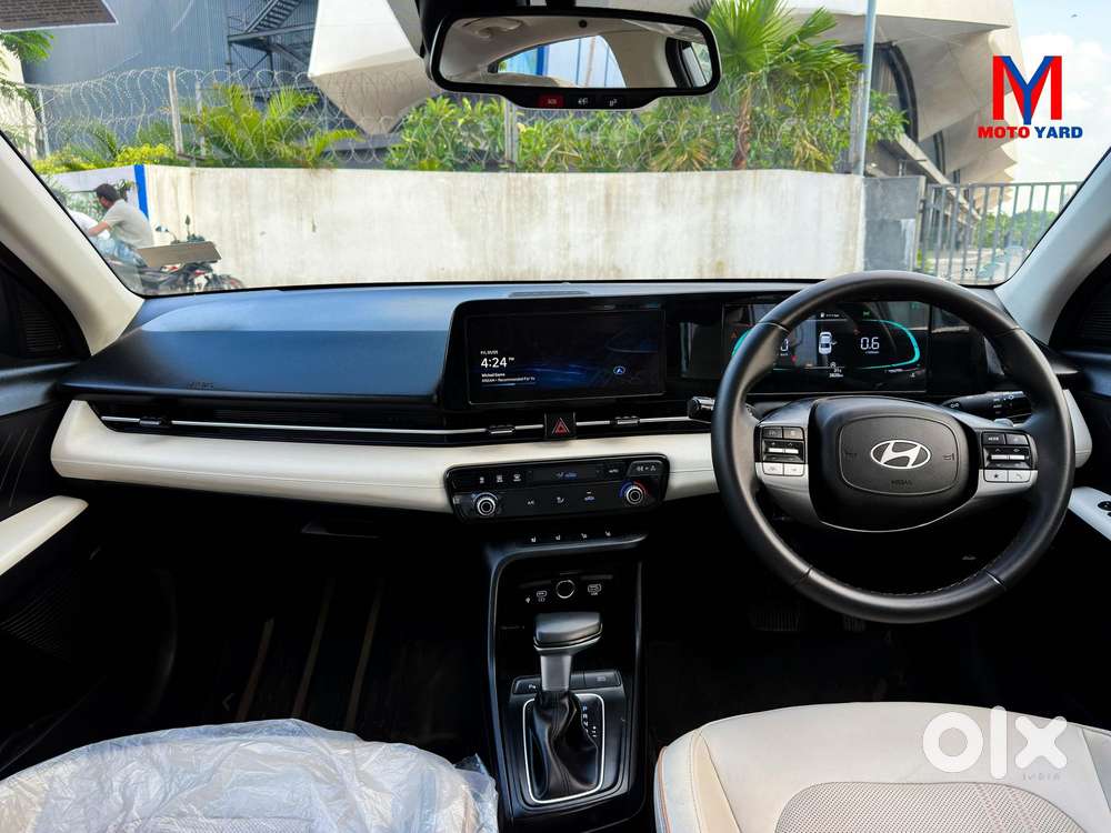 Hyundai Verna 1.5 Sx (o) Ivt, 2025, Petrol
