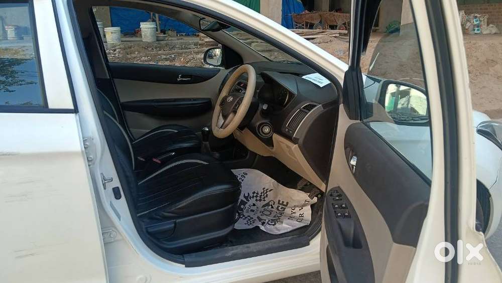 Hyundai I20 Sportz 1.2 Bs-iv, 2014, Petrol