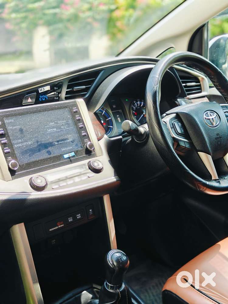 Toyota Innova Crysta 2.4 V, 2022, Diesel