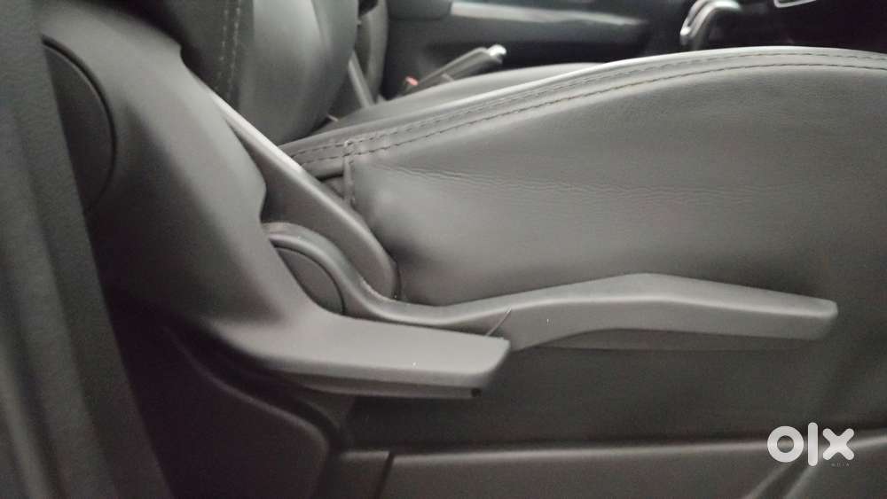 Maruti Suzuki Xl6 Zeta At, 2021, Petrol