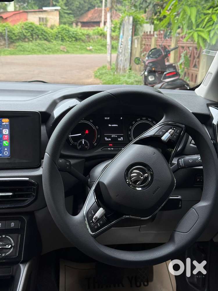 Skoda Kylaq Petrol Signature At 2025