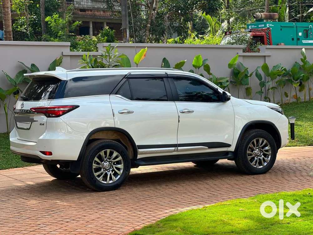 Toyota Fortuner 4x4 At, 2022, Diesel