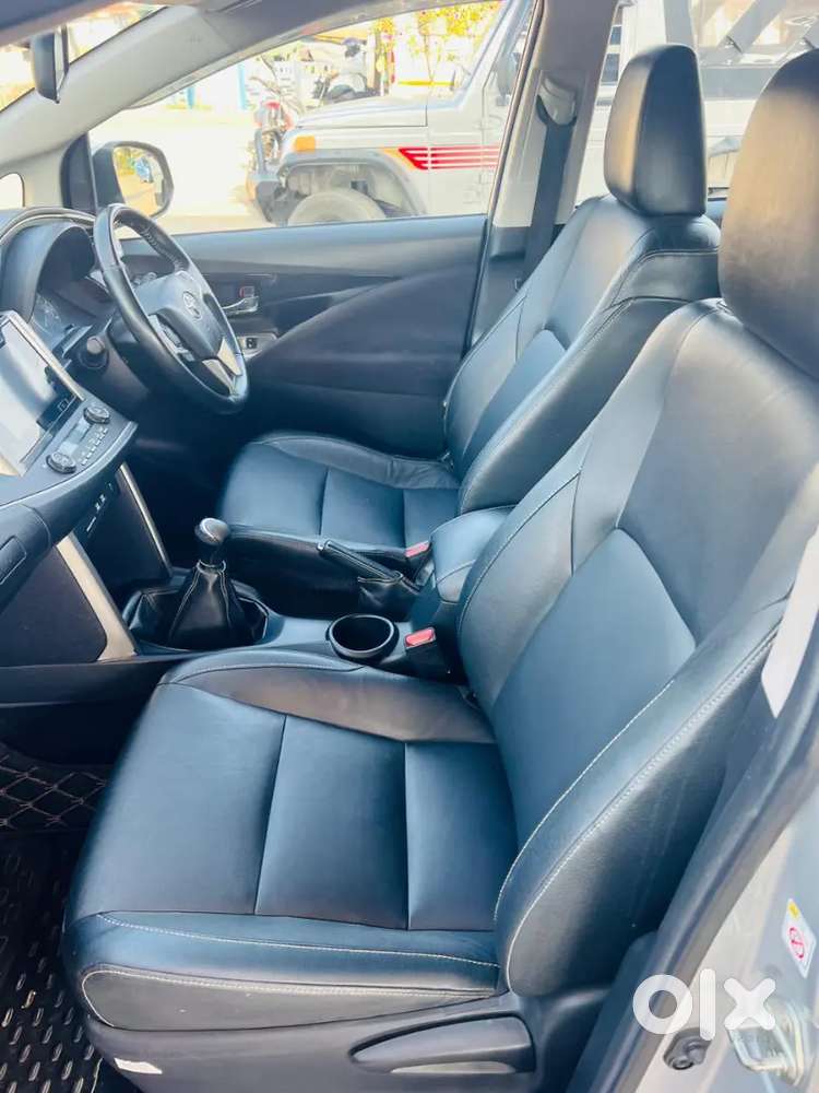 Toyota Innova Crysta 2017 Diesel 85000 Km Driven