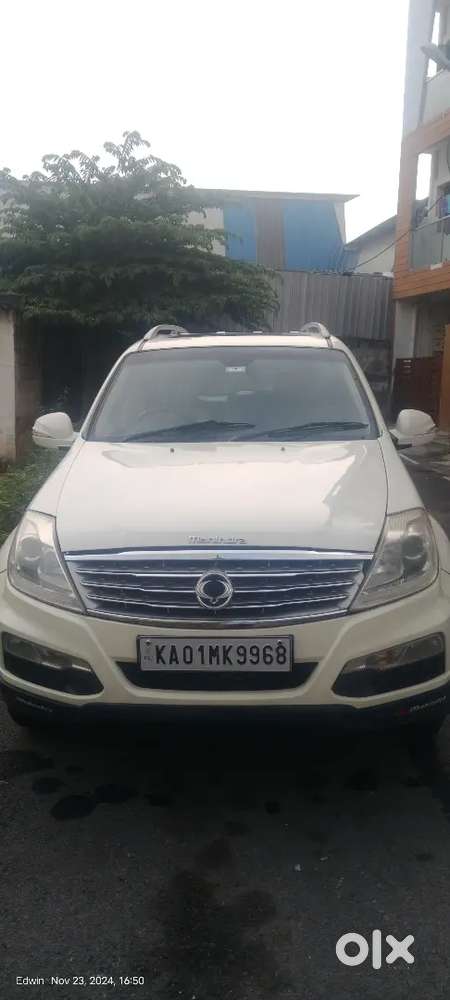 7 Seater With Airbag And Sun Rope Fully Automatic Doors